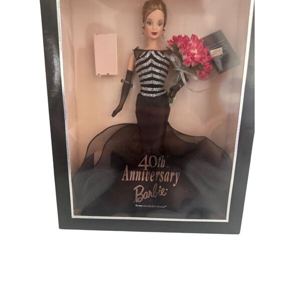 MATTEL 40th Anniversary Collector Edition Barbie NEW NIB - Picture 4 of 5